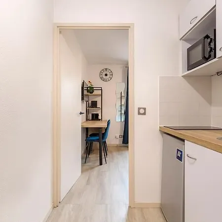 Bnbgones - Le Lombardi - Metro Garibaldi - Wifi Apartment *